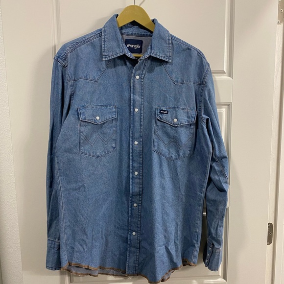 Wrangler | Shirts | Mens Wrangler Denim Pearl Snap Button Down | Poshmark